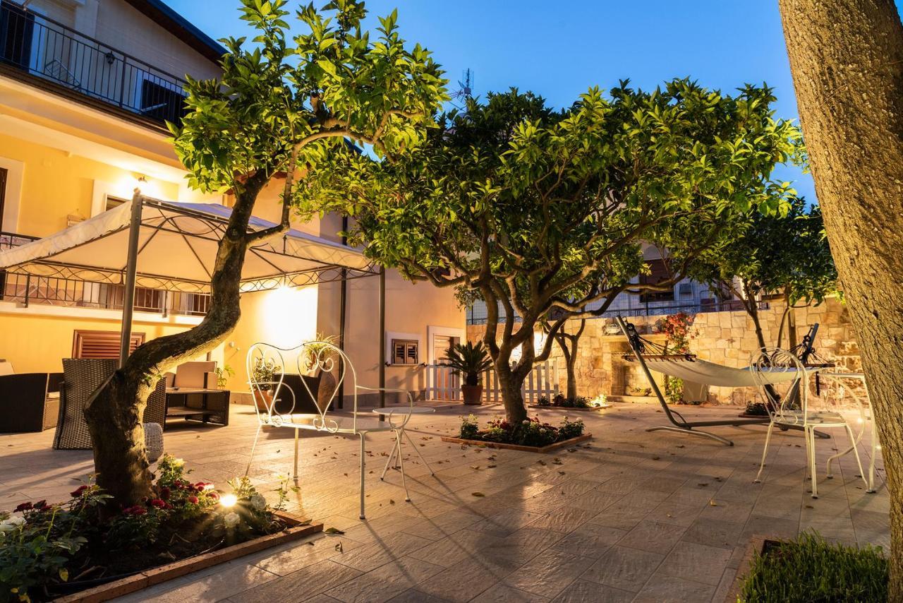 La Suite Sul Corso Santa Maria di Castellabate Exterior foto