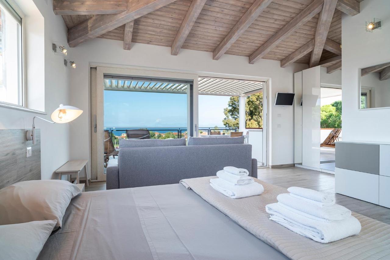 La Suite Sul Corso Santa Maria di Castellabate Exterior foto